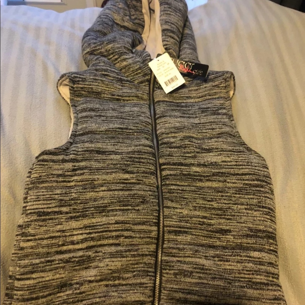 Gray Kohl’s Vest CHEAP